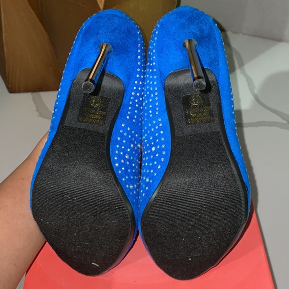 Delicious Hutch-S Rhinestone Open Toe Stilettos - Picture 3 of 3